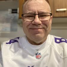 Did you know the actor that played Eric Tanner is now 67, retired, and  living in Miami? Feel old yet?