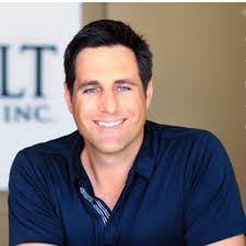 Kevin Eggert (@FunFoodieKev)