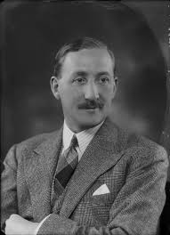 Reginald Arthur's Instagram, Twitter & Facebook