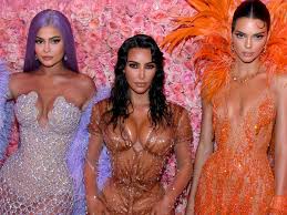Kendall jenner, kylie jenner & kim kardashian for vogue | met gala 2019. Expert Reveals Kim Kardashian Kendall And Kylie Jenner S Pre Met Gala Surgery Mirror Online