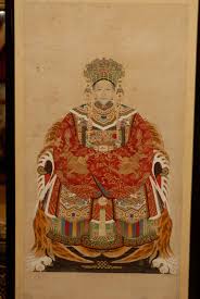 Husband and wife of civil rank, ink and color on paper with gilt, now as a hanging scroll. Pair Of Qing Dynasty Chinese Ancestor Portraits 1stdibs Com Ancient Chinese Art Chinese Artwork Ancient Drawings