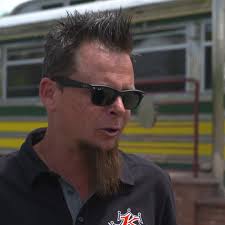 After FINALLY Deciding On Colours, This ‘52 Pontiac Is PERFECT 🚙🤩