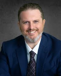 Hello, I moved in June with my wife to PTC and I am looking for a job  since. I have two bachelor degrees, one in business administration and one  in sports management.