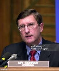 Mark Kent's Instagram, Twitter & Facebook