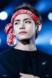 He is not only an incredible actor but has also launched his singing career! Elysha Kim Taehyung On Twitter Best Poll Vote For Taehyung Most Handsome Man Https T Co Xutvpjl6g9 Most Handsome Actor Https T Co Kltjywioce Most Handsome Korean Actor Https T Co Jvujm4euj7 Most Handsome K Pop
