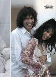 Their marriage ended in 1991. Paris Match 4 Lune De Miel D Anne Parillaud Et Jean Michel Jarre En Peignoir Eva Rachline Ligne Jalousie Juil Jean Michel Jarre Wedding Dresses Musician