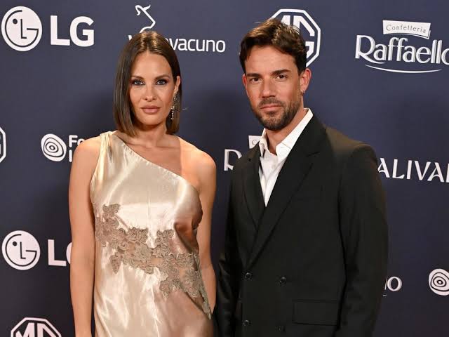 Jessica Bueno, su llamativo y frío reencuentro con su novio, Robert Mendoza