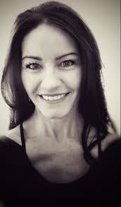 Kara Stewart's Instagram, Twitter & Facebook