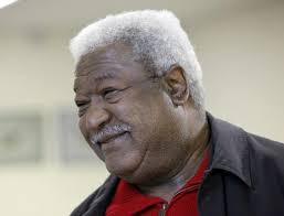 Unemployed older workers struggle harder to find new jobs