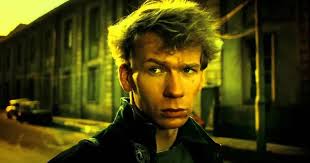 Master Review: Kieslowski, the Reason for Countless People to Fall in Love  with Films