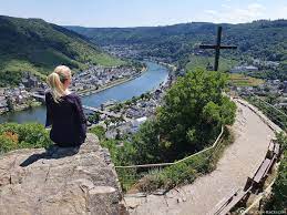 Im gegensatz zu cochem gefällt mir die trassierung deutlich besser. Cochem An Der Mosel Sehenswurdigkeiten Die Reichsburg Cochem