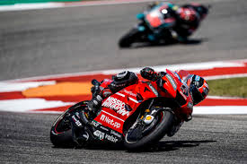 The catalina grand prix classic that last took place in 2010, and was widely considered dead and buried, could be back on the calendar for 2020. Fearless Motorcycle Racers Hit 220 Mph Speeds At America S Ultimate Motogp Contest Maxim