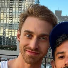 Tim Boardman's Instagram, Twitter & Facebook