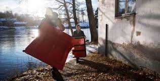 Det är stora förseningar när det gäller utdelningen av morgontidningarna inom gävle kommun, det här gäller tidningarna: Varldsprodukt Fran Nasviken Skyddar Mot Oversvamningar Region Gavleborg
