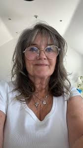 Seal fur fashion businesses thrive year-round