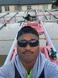 looking for a builder for renovation work for a pergola