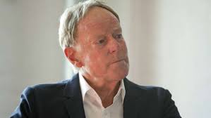 Der beliebte langjährige moderator des «aktuellen sportstudios» ist im alter von 70 . Yw7qnb5n3ppilm