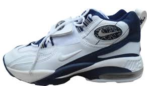 Deion luwynn sanders (prime time, neon deion or leon sandcastle). The History Of Deion Sanders And The Nike Air Diamond Turf Sole Collector