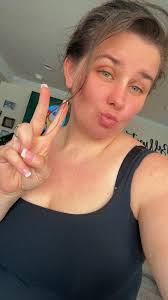 Hi everyone! I'm Brittney, a WFH Mom of 3. Glad to be here!👋🏻☺️🧡