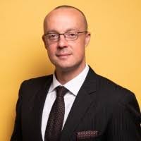 Robert Hartkopf's Instagram, Twitter & Facebook