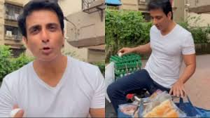 Sonu sood has grown to be a real life hero during this pandemic through he mostly played the. Sonu Sood Ki Super Market Actor Sells Bread Eggs On A Bicycle Video Goes Viral