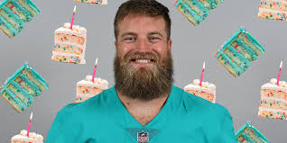 50 ryan birthday cakes ranked in order of popularity and relevancy. Dolphins Quarterback Ryan Fitzpatrick Blames Weight Gain On Too Much Birthday Cake