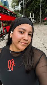 Lululemon 10k la mejor fiesta!! ❤️‍🔥 Hay personas que se cruzan en tu  camino, que te salvan de chivatito y sin saber quién eres, cuál es tu  ritmo, como corres, esto es