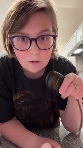 Wanna see a magic trick? #aunt #magic #magictrick #auntlife #howto