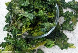 Como Hacer Chips De Kale O Col Berza Recipe Herbs Vegetables Snacks