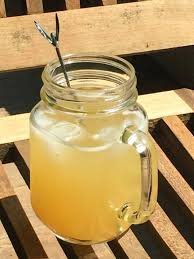 Cette Citronnade Maison Est A Tomber Recette Citronnade Citronnade Citronnade Maison