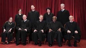 La corte suprema busca una salida salomónica para resolver el traslado de los tres jueces. 4 Temas Polemicos Que Pueden Cambiar En Ee Uu Con Una Corte Suprema Que Gire A La Derecha Tras El Retiro Del Juez Moderado Anthony Kennedy Bbc News Mundo