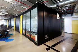 A Corporate Office In Mexico City That Looks Fun To Work At Meeting Room Design Corporate Office Office Meeting Room