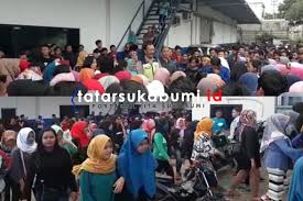 Sebulan sekali pt scg sukabumi didemo buruh, ini 5 faktanya. Tatarsukabumi Berita Terkini Sukabumi