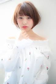 山本彩 の可愛すぎる ハンサムすぎる と絶賛の髪型 美人 ハンサムショート が知りたいっ bangs バングス ショートボブ 芸能人 ハンサムショート