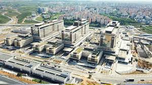 Apr 20, 2020 · başakşehir şehir hastanesi'ne 'gizemli' açılış şehir hastanelerinde yönetmeliğinden, ihalesine, sözleşmesinden verilen garantilere kadar tüm süreç gizemli bir şekilde ilerliyor. Basaksehir Cam Ve Sakura Sehir Hastanesi Acilisinda Onemli Aciklamalar Welt Heimat