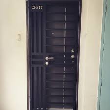 Black And Mild Jazz Wood Tip Latest Hdb Mild Steel Gate With Modern Design Yale Fingerprint Gate Lock At 1380 We Have Develope Metal Doors Design Grill Door Design Steel Door Design