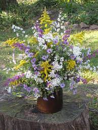 Bouquet For Church Wild Flower Arrangements Large Flower Arrangements Flower Arrangements