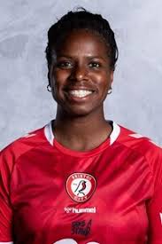 Satara Murray's Instagram, Twitter & Facebook