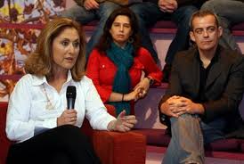 No «goucha», cristina ferreira surpreende manuel luís goucha com a família que foi ajudada pelo apresentador ainda hoje, no programa «dois às 10». Ups Entrevistada Por Manuel Luis Goucha Maria Elisa Ataca Tvi Nacional Flash