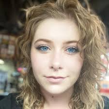 Happy birthday @vampiroalien, love you so much and I'm glad I could help  make your 25 great ❤️❤️❤️