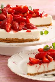 300 g zucker, 280 g mehl, 125 g mandeln und 1 päckchen backpulver mischen. Ganz Ohne Backen Unsere Erfrischende Erdbeer Joghurttorte Rezept Joghurttorte Torte Ohne Backen Kuchen Ohne Backen