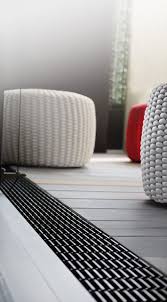 Das Langsstabrost Staccato Als Gestaltungselement Terrasse Bankirai Richarbrink Entwasserungsrinne Rinne Rost Entwasserung Bankirai Terrasse