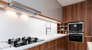 This would shield the heat away from the cabinet doors ether when you opened the oven or range door or during a cleaning cycle. Essential Facts About Thermofoil Kitchen Cabinets
