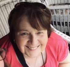 Michelle Langlais's Instagram, Twitter & Facebook