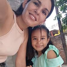 Moreira Deborah (@moreira.deborah)