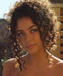 Pin By Grant Burk On Stunners Beautes Divines Curly Hair Styles Hair Styles Curly Hair Photos