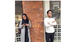 Tonton dan download drama melayu live filem malay video. Jojie Gigil