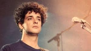 Así, el hijo de gustavo cerati y cecilia amenábar comenzó un extenso descargo en las redes sociales en el que habló del feminismo, tras un fuerte debate que se generó. Publicaron Un Tema Inedito De Gustavo Cerati Noticias Cadena 3 Argentina