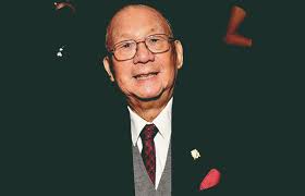 TRIBUTO: ADIÓS A RECONOCIDO LINGÜISTA TUSAN