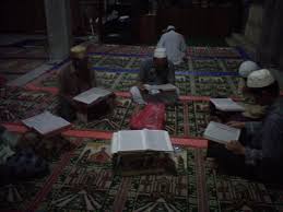 Ziarah kubur merupakan sunnah, dimana nabi sallallahu'alaihi wa sallam memerintahkan dan melakukannya. Kegiatan Masjid Nurul Hidayah Di Bulan Ramadhan
